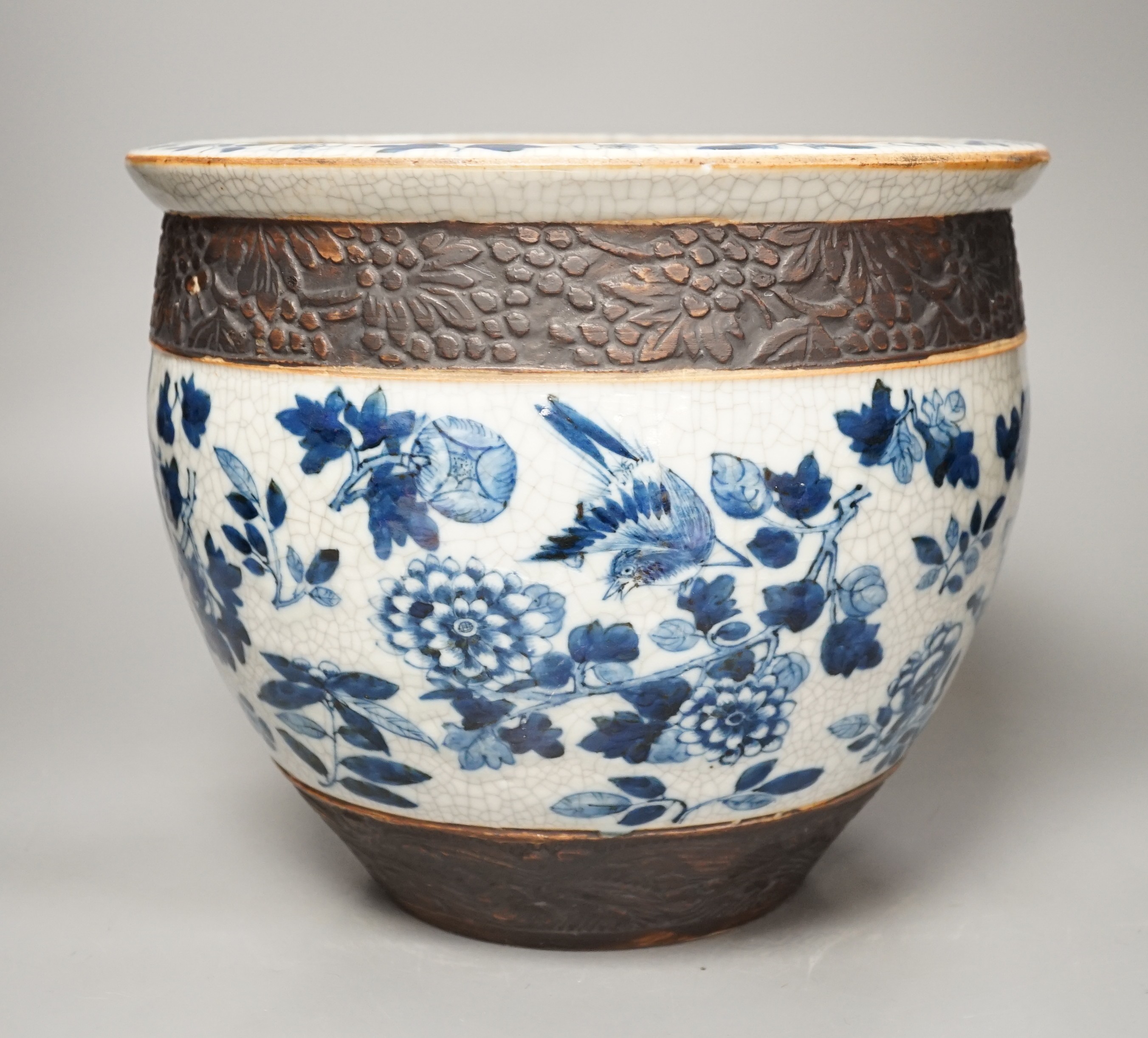 A Chinese blue and white crackle glaze jardiniere, c.1900, 23cm